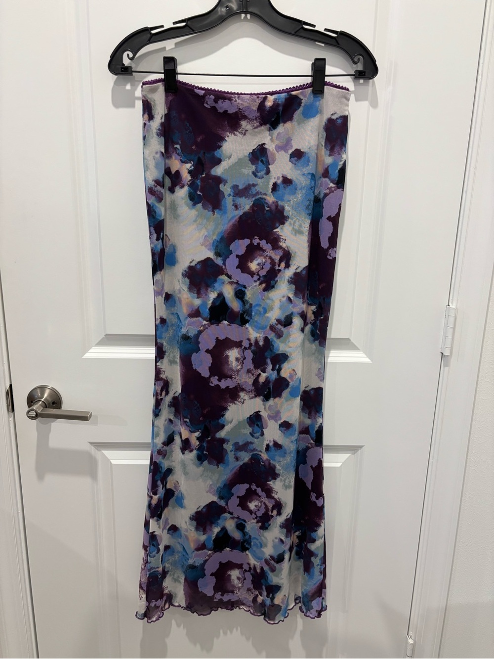 Y2K Purple and Blue Watercolor Floral Lettuce-Edge Hem Mesh Long Skirt M